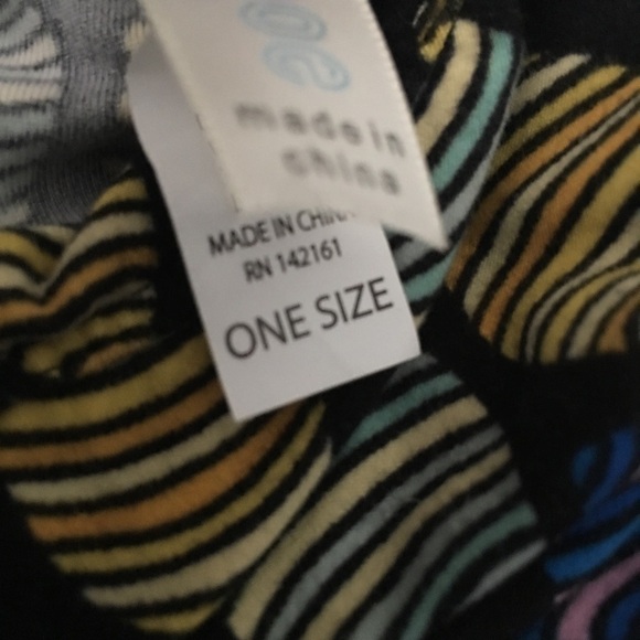 Lularoe leggings - one size (2-10) - eggs - Picture 3 of 3